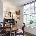 Onefinestay - Knightsbridge Apartments